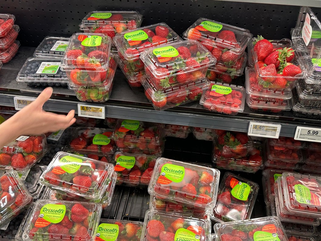 Driscoll’sの新しい白イチゴ Tropical Bliss を食べてみた。パインベリーとは違う？ 野菜ソムリエ Hiro の